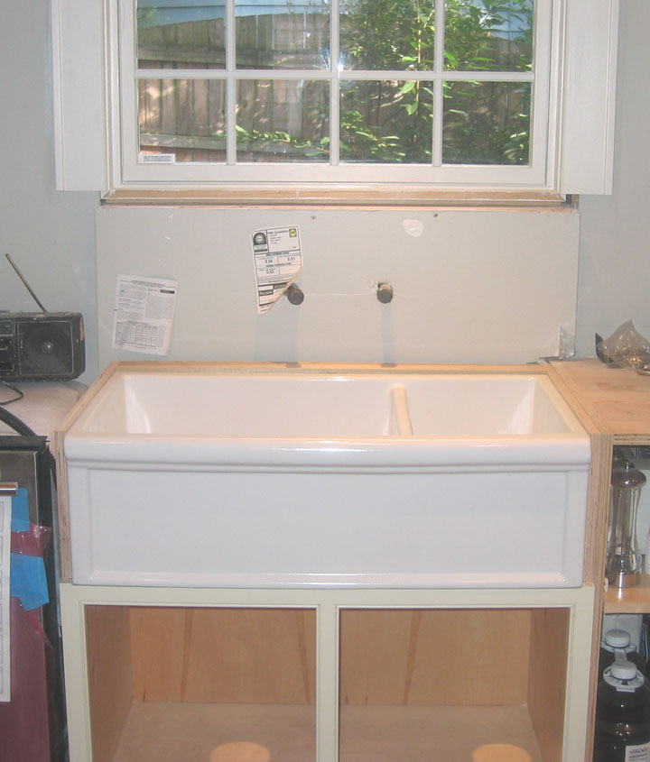 sink closer